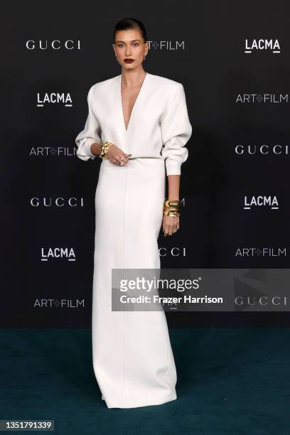 Hailey Bieber attends 2021 LACMA's Art+Film 10th Annual Gala at Los Angeles County Museum of Art on November 06, 2021 in Los Angeles, California.