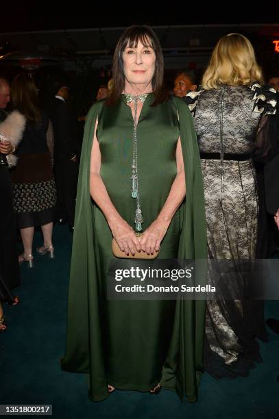 Anjelica Huston, wearing Gucci, attends the 10th Annual LACMA ART+FILM GALA honoring Amy Sherald, Kehinde Wiley, and Steven Spielberg presented by...