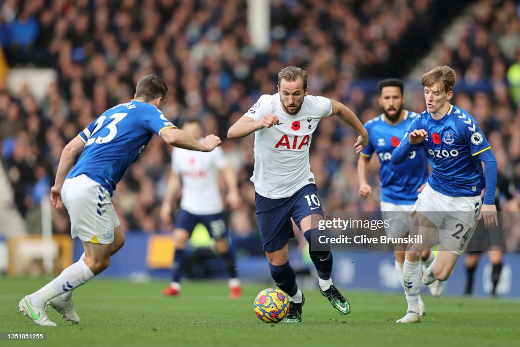 Everton v Tottenham Hotspur - Premier League
