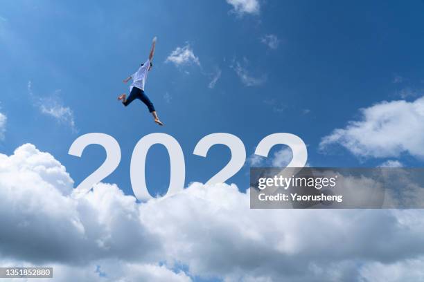 from 2021 to 2022,happy new year - bye bye photos et images de collection