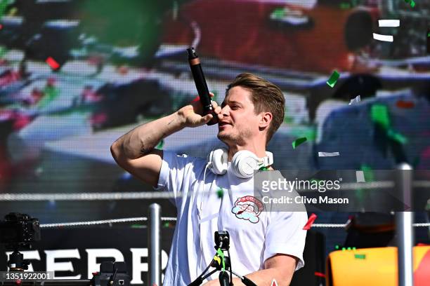 Heineken®️ put on a unique performance with renowned Norwegian DJ, songwriter and producer Kygo on the podium during the F1 Grand Prix of Mexico at...