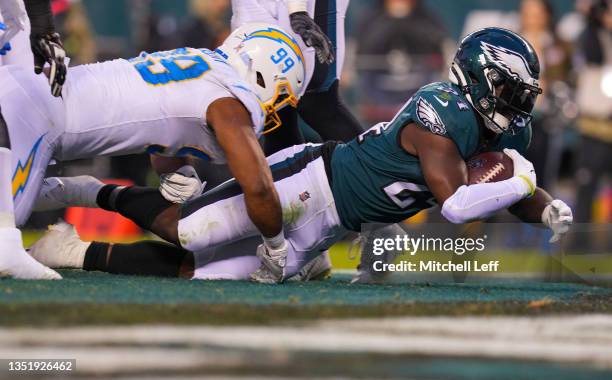 Jordan Howard of the Philadelphia Eagles scores a rushing touchdown against the Los Angeles Chargers in the second quarter at Lincoln Financial Field...