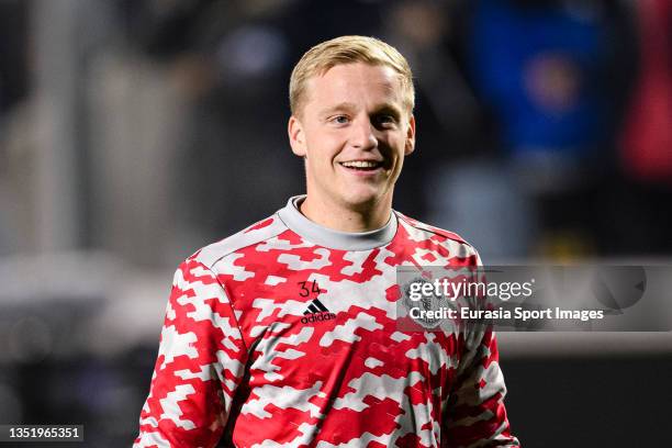 Donny van de Beek of Manchester United warming up during the UEFA Champions League group F match between Atalanta and Manchester United at Stadio di...