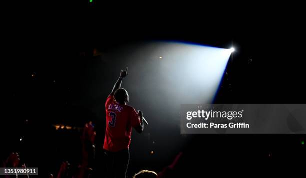 Back End Rapper 2,162 Rapper Back Stock Photos, High-Res Pictures, and Images - Getty ...