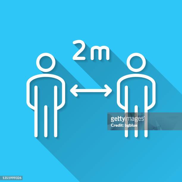 social distancing - 2 meter. icon auf blauem hintergrund - flaches design mit langem schatten - light meter stock-grafiken, -clipart, -cartoons und -symbole