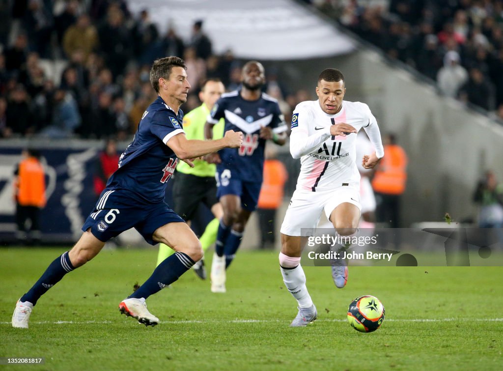 Girondins de Bordeaux v Paris Saint-Germain - Ligue 1