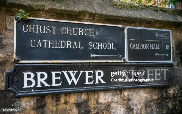 sign for brewer street oxford - christchurch cathedral england bildbanksfoton och bilder