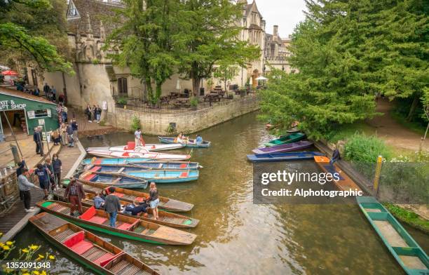 punting en oxford - oxford oxfordshire fotografías e imágenes de stock