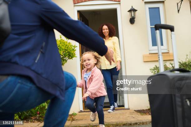 casa di papà - divorzio foto e immagini stock