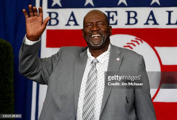 Hall of Famer Lee Smith is introduced during the Baseball Hall of Fame induction ceremony at Clark Sports Center on September 08, 2021 in...