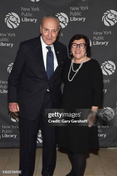 Iris Weinshall Photos And Premium High Res Pictures - Getty Images