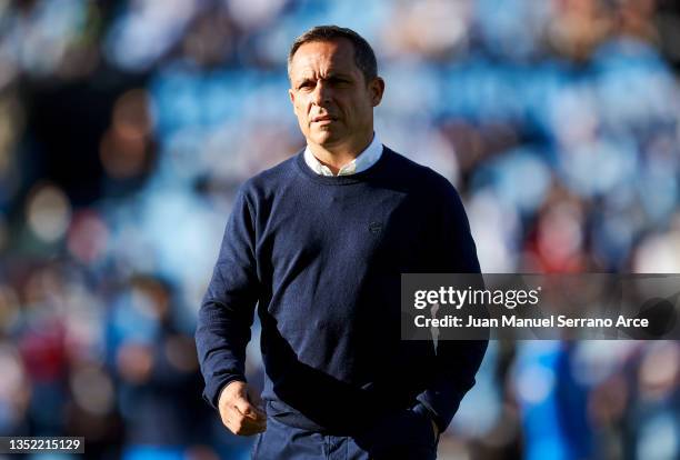 Sergi Barjuan, Interim Head Coach of FC Barcelona reacts during the La Liga Santander match between RC Celta de Vigo and FC Barcelona at...