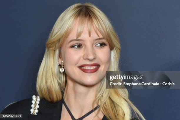 Singer Angèle Van Laeken aka Angèle attends the "Angèle" premiere at Le Grand Rex on November 09, 2021 in Paris, France.