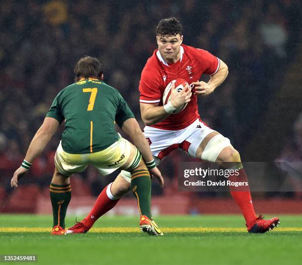 Will Rowlands of Wales takes on Kwagga Smith during the Autumn Nations Series match between Wales and South Africa at the Principality Stadium on...