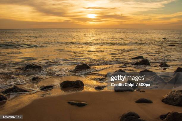 scenic view of sea against sky during sunset,dakar,senegal - dakar senegal bildbanksfoton och bilder