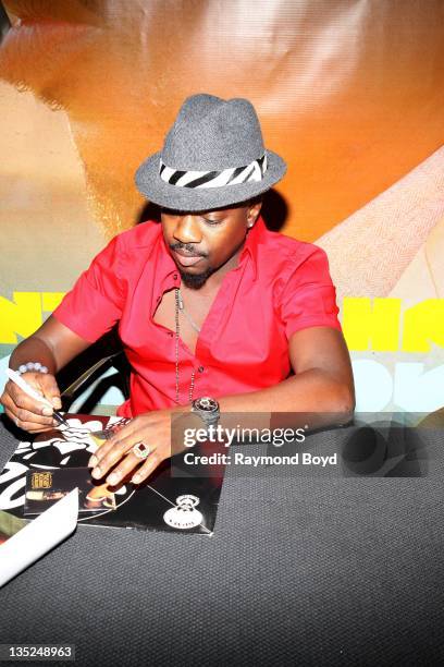 Anthony Hamilton Da Rapper 207 The Experience With Anthony Hamilton Stock Photos, High-Res ...