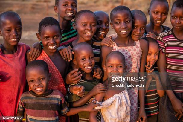 group of happy african children from masai tribe, kenya, africa - native african girls 個照片及圖片檔