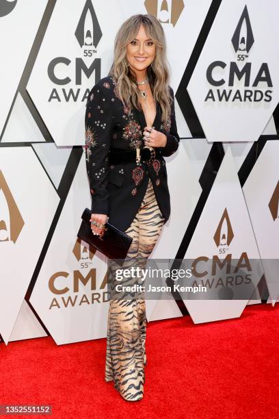 Lainey Wilson attends the 55th annual Country Music Association awards at the Bridgestone Arena on November 10, 2021 in Nashville, Tennessee.