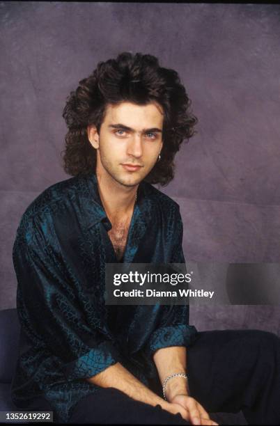 Actor Dweezil Zappa poses for a portrait at the Independent Spirit awards at Raleigh Studios on March 28, 1992 in Los Angeles, California.