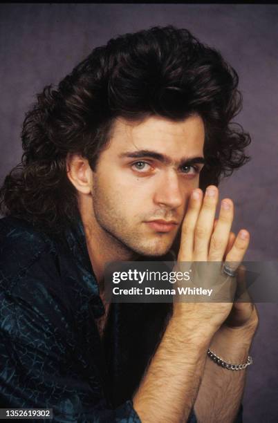 Actor Dweezil Zappa poses for a portrait at the Independent Spirit awards at Raleigh Studios on March 28, 1992 in Los Angeles, California.