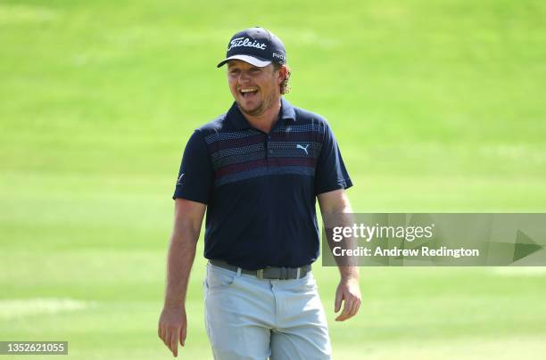Eddie Pepperell of England jokes around on the fifth hole during the first round of The AVIV Dubai Championship held on the Fire Course at Jumeirah...