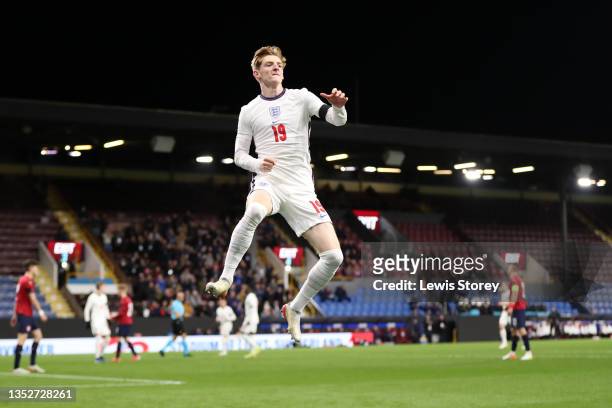 Anthony Gordon of England celebrates scoring the second goal during the UEFA European Under-21 Championship Qualifier match between England U21s and...