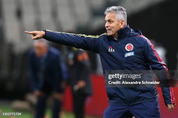 Head coach of Colombia Reinaldo Rueda gestures during a match between Brazil and Colombia as part of FIFA World Cup Qatar 2022 Qualifiers at Neo...