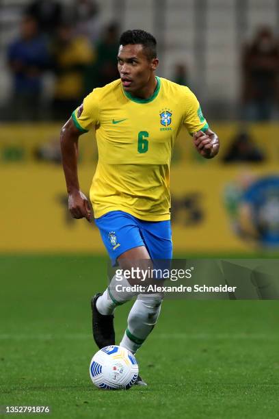 Alex Sandro of Brazil controls the ball during a match between Brazil and Colombia as part of FIFA World Cup Qatar 2022 Qualifiers at Neo Quimica...