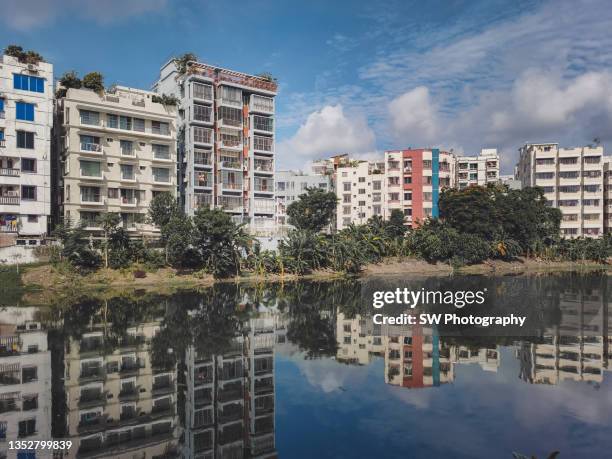mobile device photo of the beautiful gulshan lake in city center of dhaka, bangladesh - old dhaka stock pictures, royalty-free photos & images