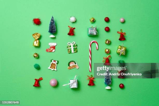 presents - gruppo di oggetti foto e immagini stock