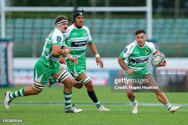 Logan Henry of Manawatu makes a break during the Bunnings NPC Semifinal match between Manawatu and Otago at Central Energy Trust Arena, on November...