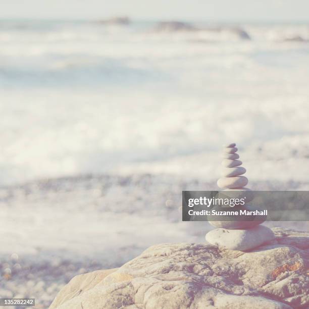 Balancing Rocks Images 114 Natural Balancing Rock Formation Stock Photos, High-Res Pictures ...