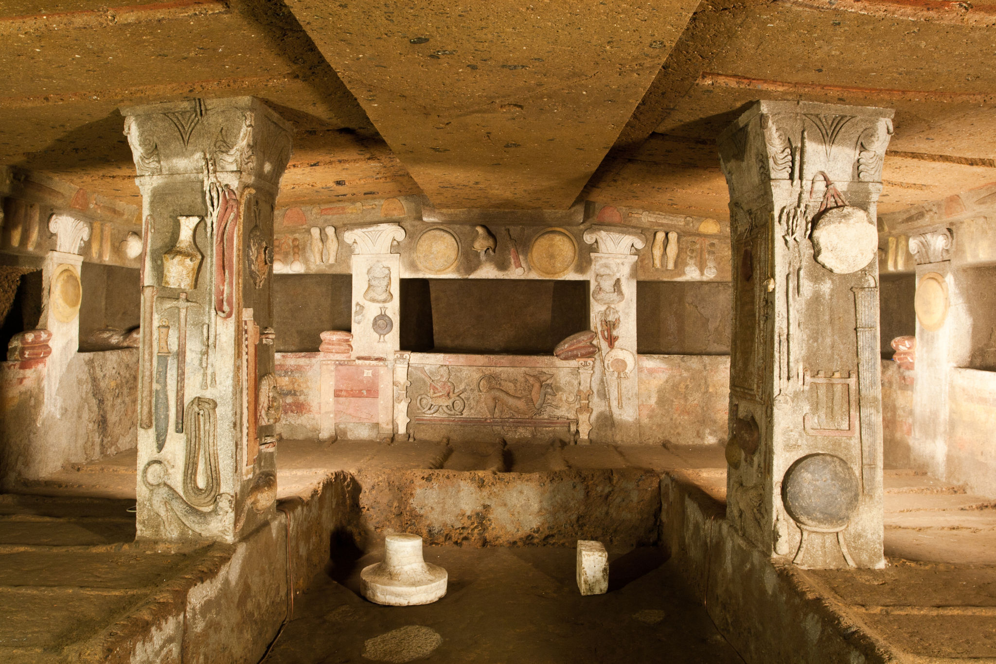 etruscan tombs