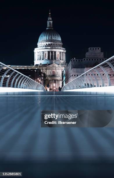 london st paul's cathedral - bankside stock pictures, royalty-free photos & images