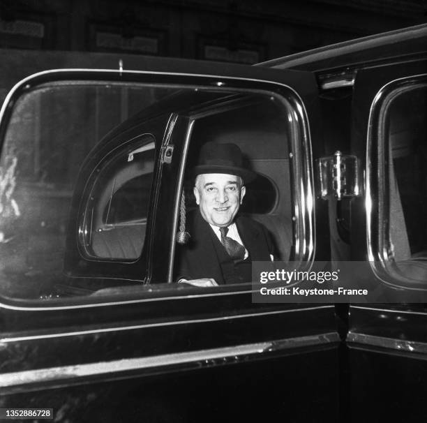 Arrivée d'Henri Queuille au palais de l'Elysée pour la constitution d'un nouveau gouvernement, le 2 mars 1951, à Paris.