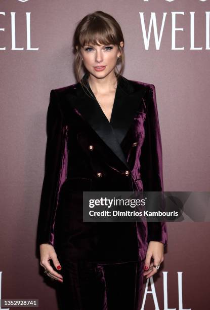 Taylor Swift attends the "All Too Well" New York Premiere on November 12, 2021 in New York City.