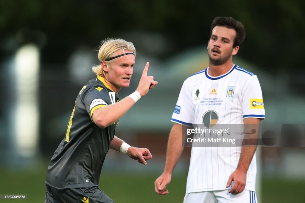 FFA Cup Rd of 32 - Newcastle Olympic FC v Macarthur FC