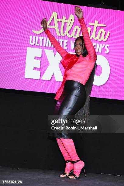 Marlo Hampton attends the Ultimate Women's Expo at Cobb Galleria on November 13, 2021 in Atlanta, Georgia.