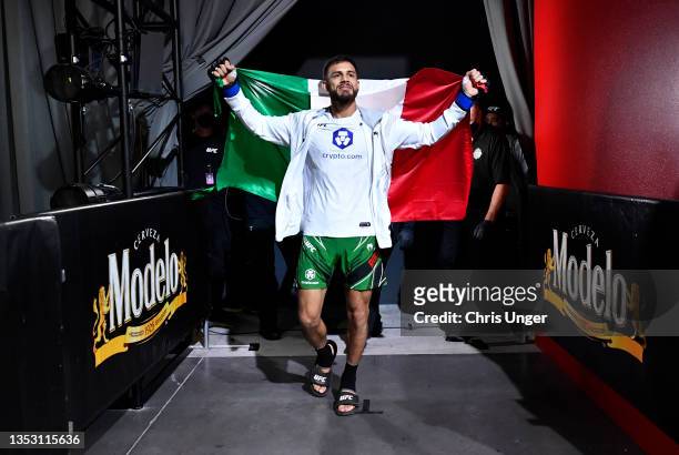 Yair Rodriguez of Mexico prepares to fight Max Holloway in a featherweight fight during the UFC Fight Night event at UFC APEX on November 13, 2021 in...