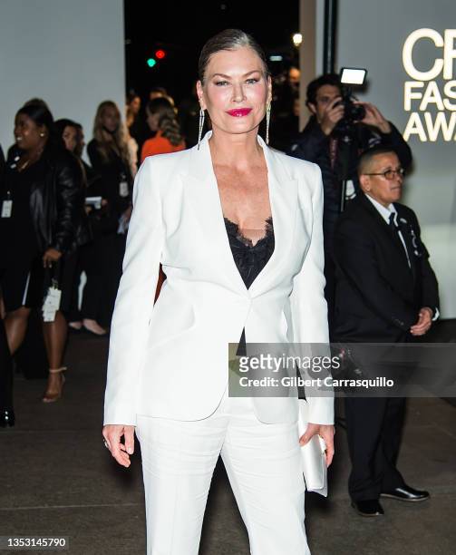Model Carré Otis is seen arriving to the 2021 CFDA Awards at The Grill Room in The Seagram Building on November 10, 2021 in New York City.