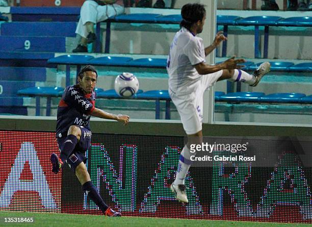 Leone of Tigre in action during the match between C. A.Tigre and C. A. Velez Sarsfield as part of the IVECO Bicentenario Apertura 2011 at the Jose...