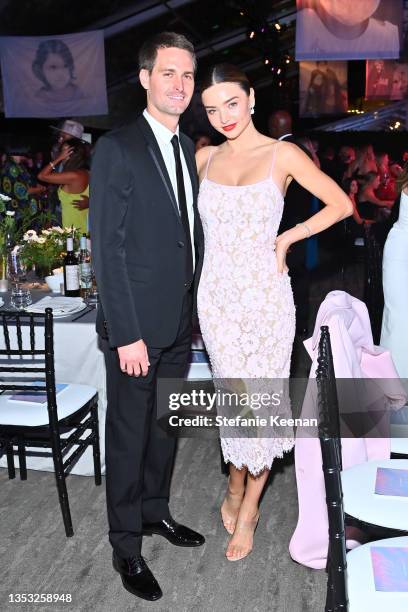 Evan Spiegel and Miranda Kerr attend the Baby2Baby 10-Year Gala presented by Paul Mitchell on November 13, 2021 in West Hollywood, California.