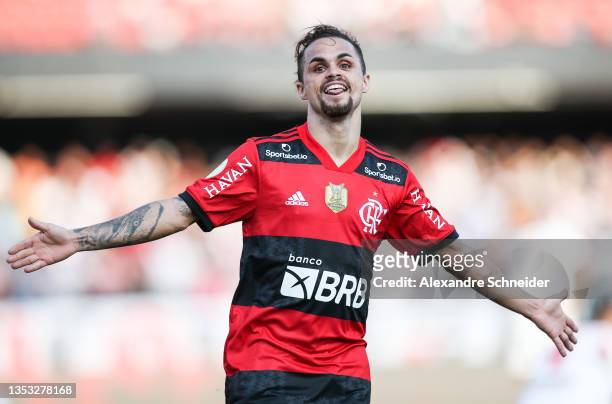 Michael of Flamengo celebrates after scoring the fourth goal of his team during a match between Sao Pauulo and Flamengo as part of Brasileirao Series...