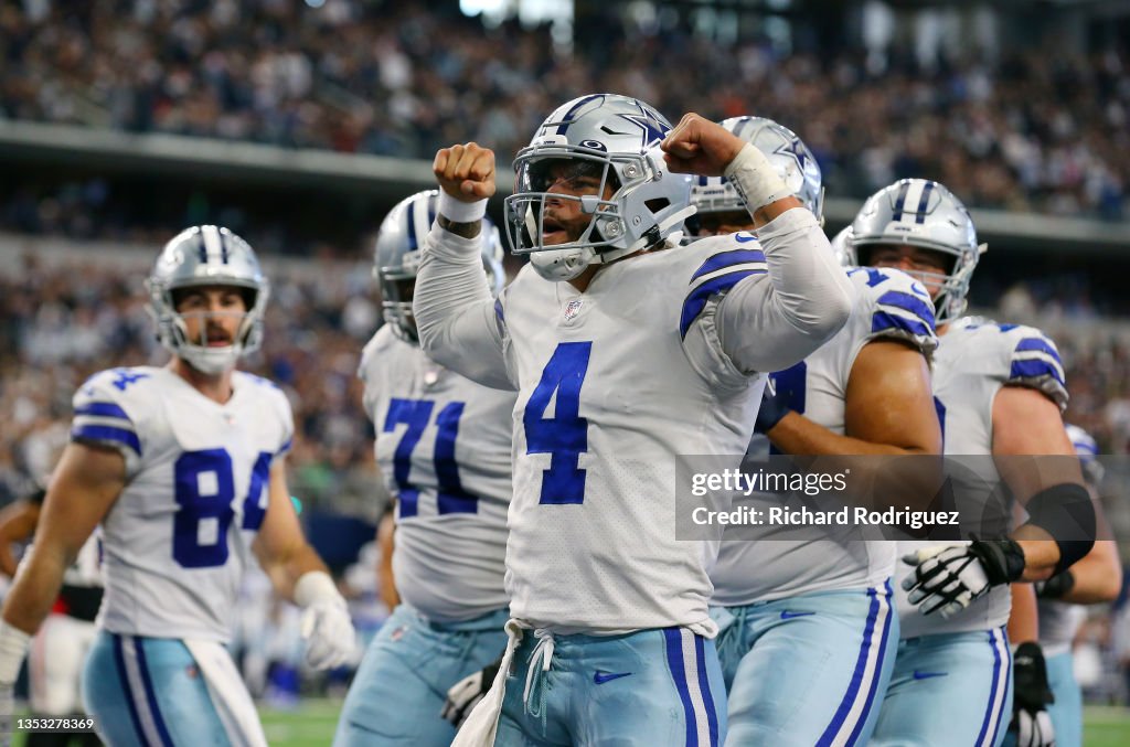 Atlanta Falcons v Dallas Cowboys