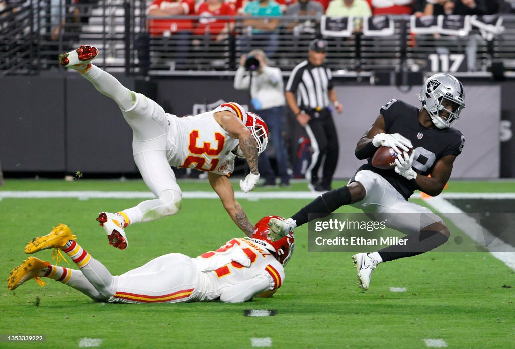 Kansas City Chiefs v Las Vegas Raiders