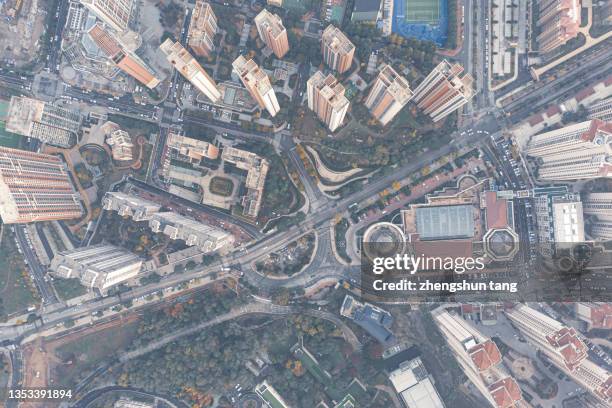 directly above the residential district - commercial land vehicle stockfoto's en -beelden