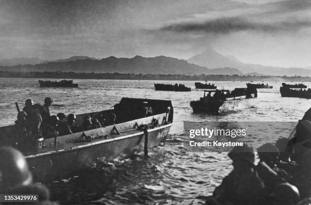 Landing Craft Vehicle Personnel of the 3rd Marine Division, United States Marine Corps begin to land at Cape Torokina in Empress Augusta Bay on...