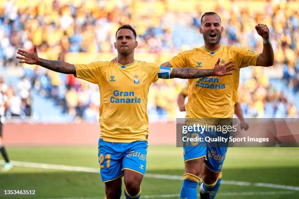 Jonathan Viera of UD Las Palmas celebrate his first goal during the LaLiga Smartbank match between UD Las Palmas and FC Cartagena at Estadio Gran...