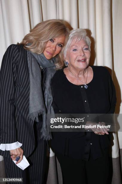 Brigitte Macron and Line Renaud attend the Line Renaud - Loulou Gaste Award 2020-2021 for Medical Research at Maison de la Recherche on November 15,...