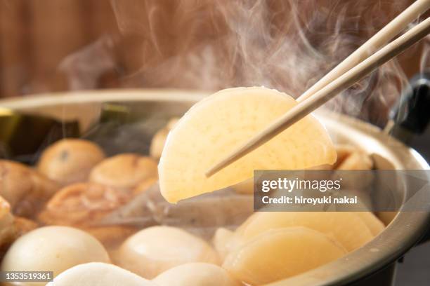 fishcake and vegetable stew - japanese food 個照片及圖片檔